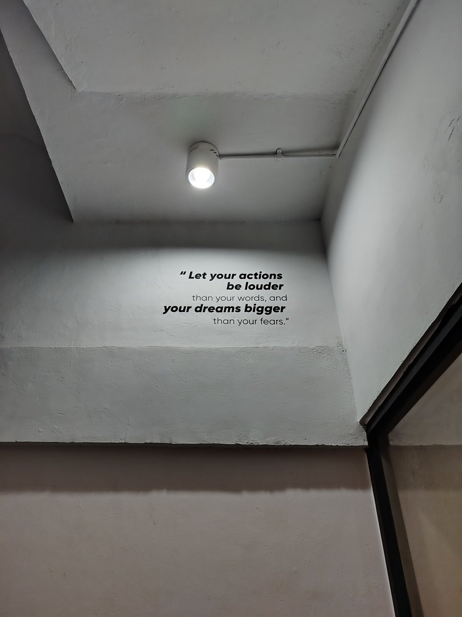 Ꮆㄖ爪U tweet media