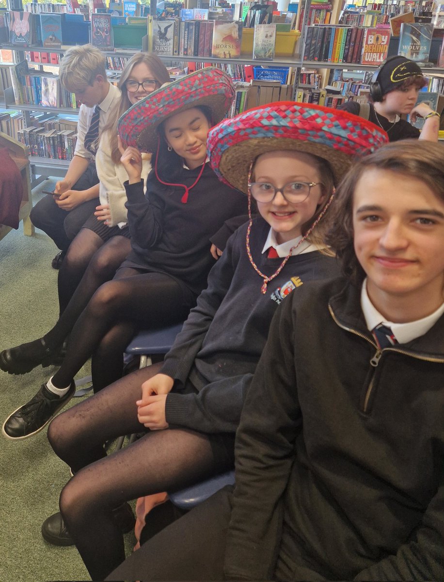 ShelaghToo91058's tweet photo. The competitors are ready and so are the judges. Hoping no one is awarded nil points!
#EAVision #TeamEA European Week of Languages Library and Modern Languages event is back! https://t.co/7MHkEYIEy6