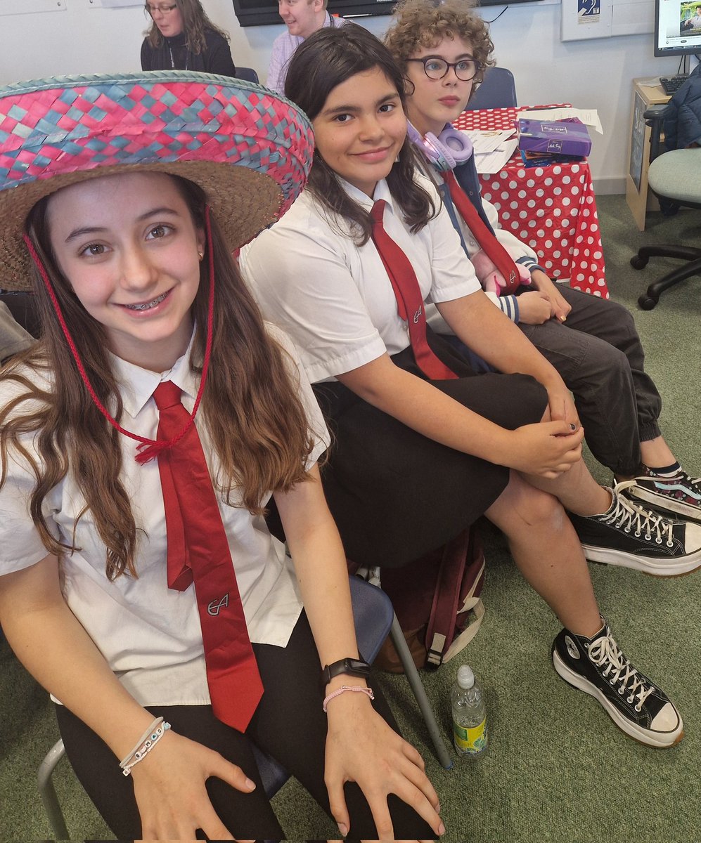 ShelaghToo91058's tweet photo. The competitors are ready and so are the judges. Hoping no one is awarded nil points!
#EAVision #TeamEA European Week of Languages Library and Modern Languages event is back! https://t.co/7MHkEYIEy6