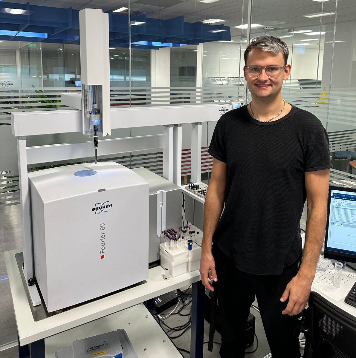 DominikJKubicki's tweet photo. It's a pleasure to spend the day at @bruker UK exploring what benchtop #nmr can do for materials research. Thanks to Robin Stein and Mark Howard for hosting us. Benny Gallant, as always, is on 🔥🔥🔥 @UoBChemistry https://t.co/6BrBpByfHq