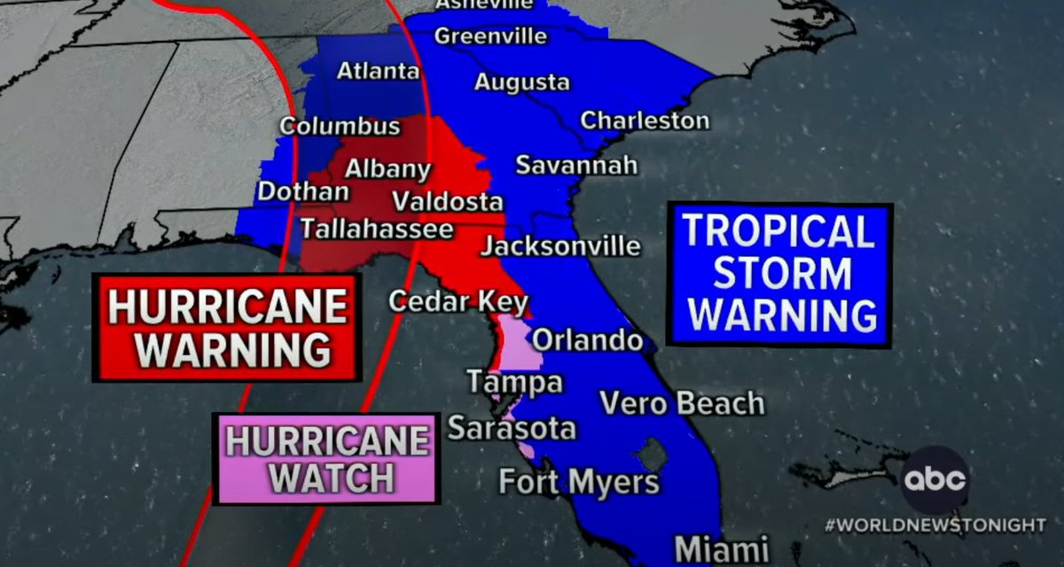 DarkAngel_400's tweet photo. Be safe ponies. @MareFairCon Yall should be fine. #wetweekend #MareFairHurricane https://t.co/6stW9tl0WP