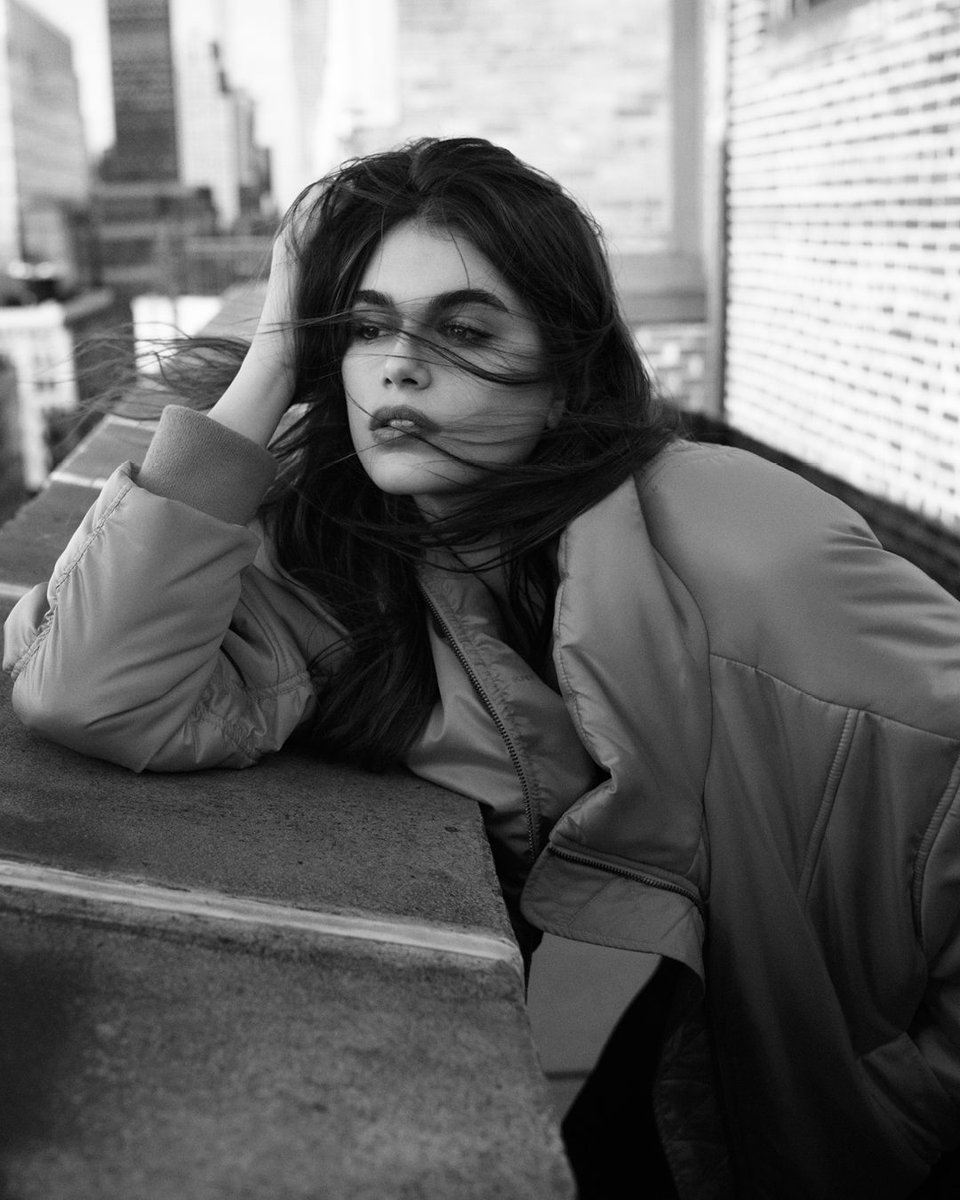 Where skyline meets style. 

@kaiagerber for #DKNY