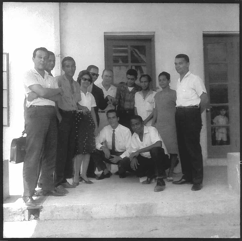 AUJOURD’HUI | TODAY

Ésery Mondésir : Choublak

Soirée de poésie + vernissage

17 h 30
Gratuit, à la Galerie

//

Evening of poetry + opening event
5:30 PM
Free, at the Gallery

linktr.ee/binaellen