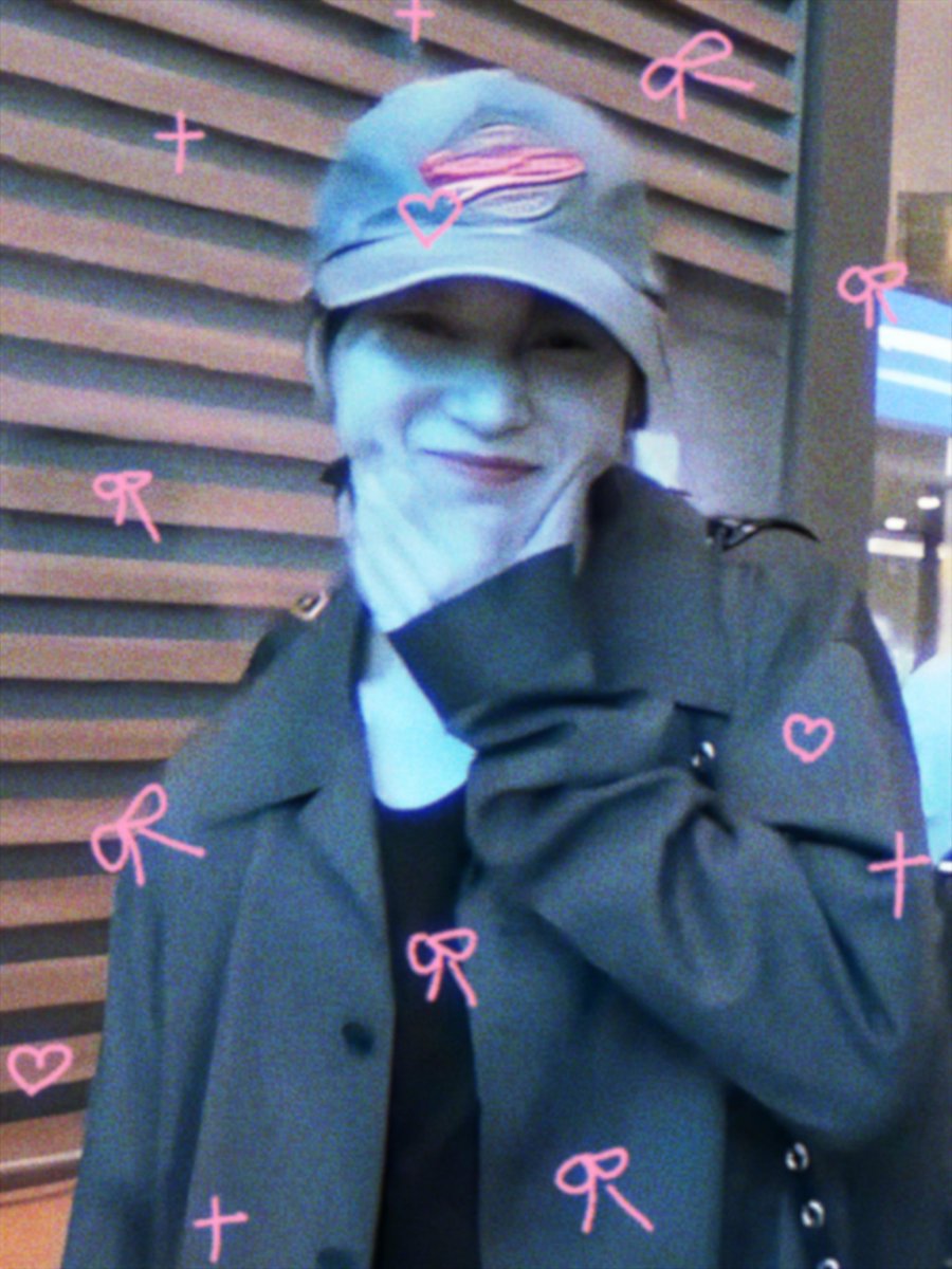 myeongiwa's tweet photo. bread cheek boy .ᐟ౨ৎ https://t.co/mpTfXyD5nq