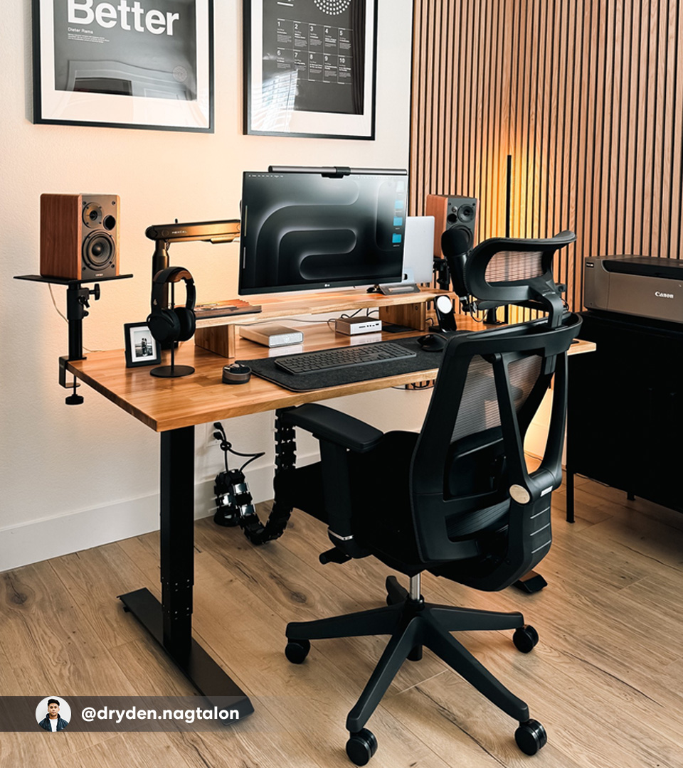 autonomous_labs's tweet image. Vote for your favorite Battlestation to win an Autonomous Chair Ultra V2 🔥

To enter, do the steps below!

1 - Follow @autonomous_labs + @BrodySmith_Pxl
2 - Like, RT and tag 2 friends.
3 - Comment your vote +D for “Dryden” or +B for “Brian”.

The Winner is chosen randomly from…