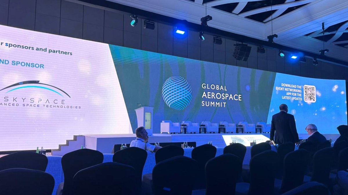 SpaceAge_sa's tweet photo. لقد شهدنا في #القمة_العالمية_لصناعة_الطيران  2024 في أبوظبي نمواً ملحوظاً في قطاع الفضاء على مستوى العالم. ويسعدنا أن نكون جزءاً منه و نفخر بالمساهمة في دفع عجلة التطور في هذا القطاع الواعد في المملكة العربية السعودية.

#AerospaceSummit
#GlobalAerospaceSummit 
#Aerospace2024 https://t.co/KWMwEw2S4U