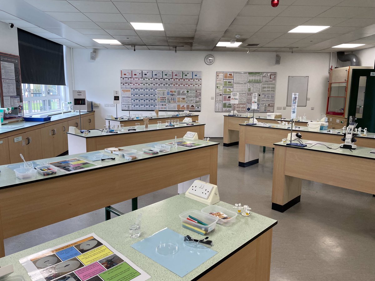 A Big welcome to our visitors for our Open Evening at Stanborough! Science has prepared wonderful and fun activities in Biology, Chemistry and Physics in readiness for the visitors.