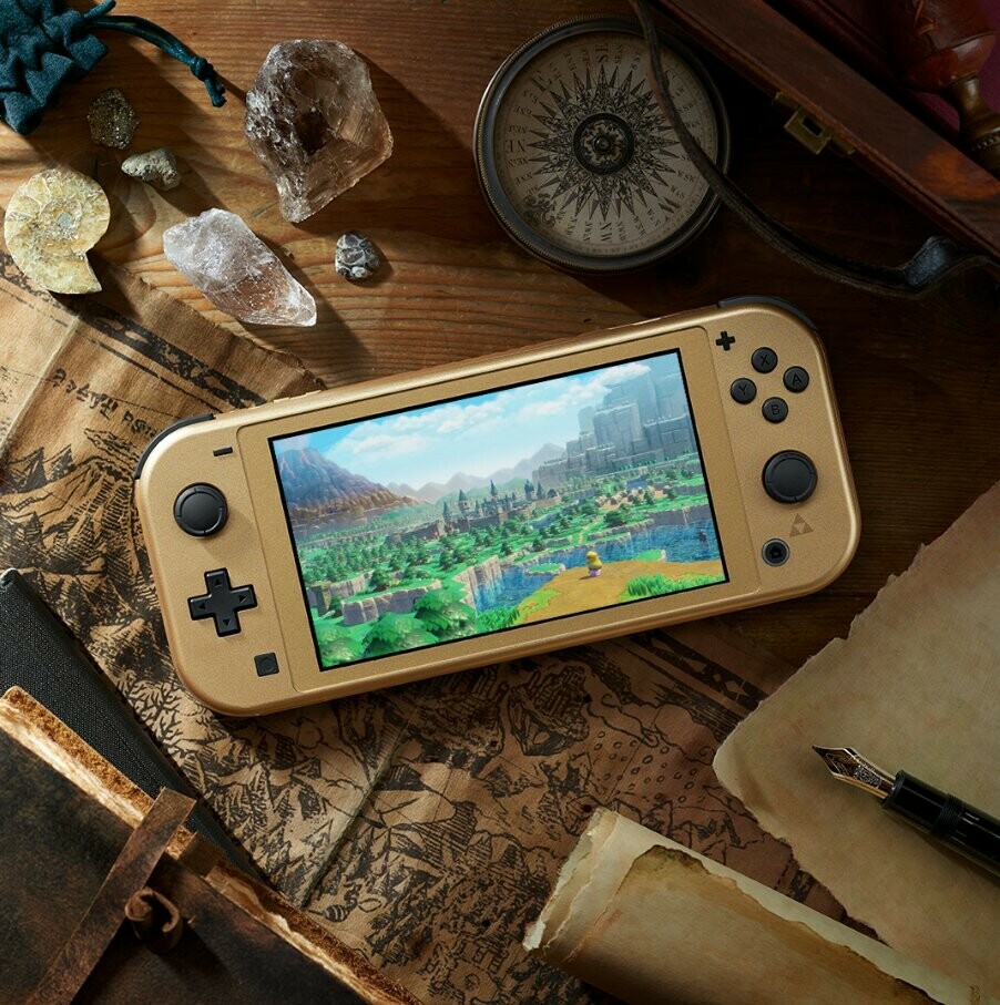 JVCom's tweet photo. Il n'y a pas que la PS5 Pro aujourd'hui ! 

La Switch Lite Édition Zelda: Echoes of Wisdom est dispo. https://t.co/nCHMmSoa0o