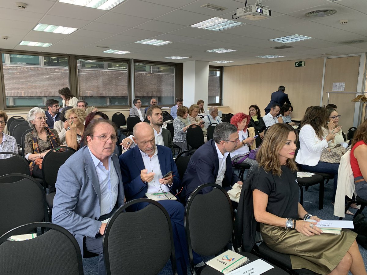 Primeras jornadas de <a href="/SEAPECredes/">SEAPEC</a> 
Mucha ilusión, centrada en el paciente
 
<a href="/sanidadgob/">Ministerio de Sanidad</a> <a href="/PlataformaPop/">POP - Plataforma Online Perrone</a> <a href="/apepoc_es/">Asoc. Pacientes con EPOC</a> 
<a href="/ADEVIME_MADRID/">ADEVIME</a> <a href="/Chiesi_es/">Chiesi España & Portugal</a> <a href="/aepso_da/">Dermatitis Atópica</a>