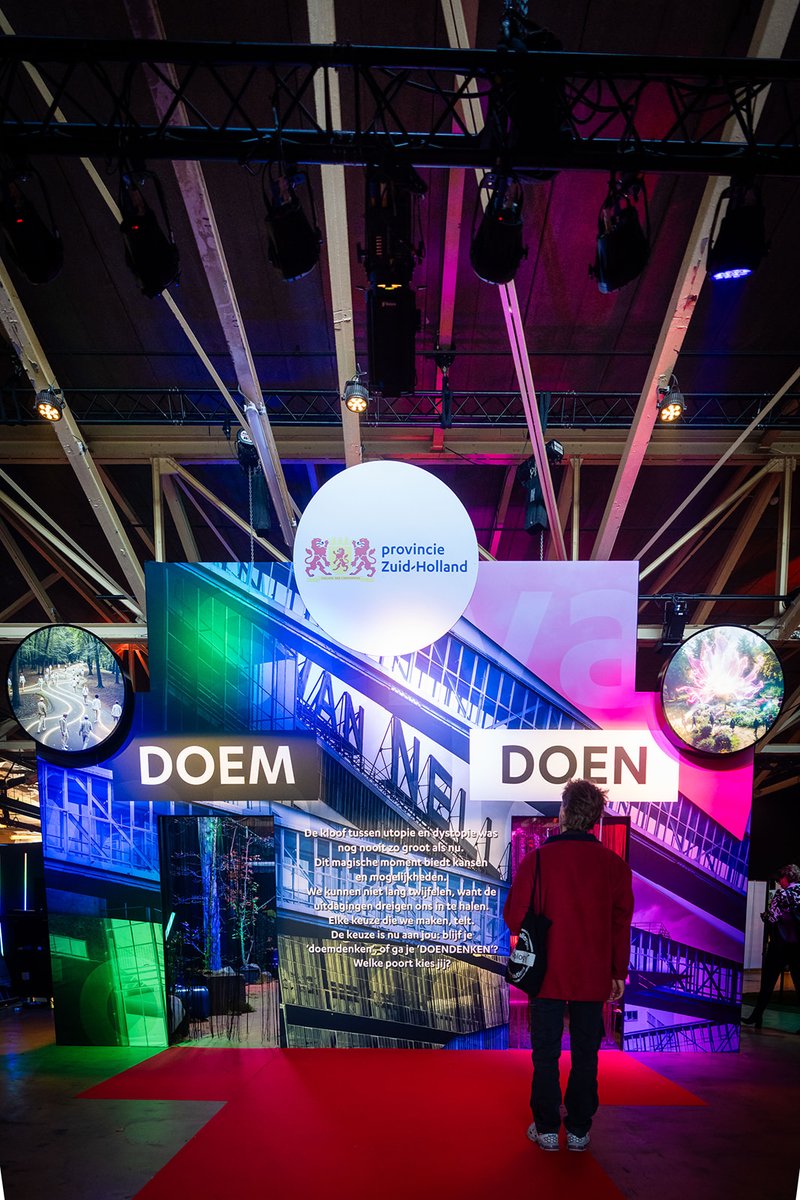 Vandaag was een dag vol innovatie en samenwerking. Van muziek en dans tot inspirerende sprekers en sessies. Laten we deze energie vasthouden en samen blijven werken aan een betere toekomst! 🌍💚 #Toekomstmakers. 

#doendenken #festivalvandetoekomst