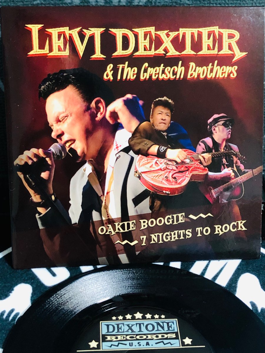 CafeSr400's tweet photo. 今夜のBGM♪
LEVI DEXTER &amp; The Rockabilly Specials
先週観たライブは最高だった🕺
#LEVIDEXTER
#LEVIDEXTERandTheRockabillySpecials https://t.co/UbIqbBjGaD