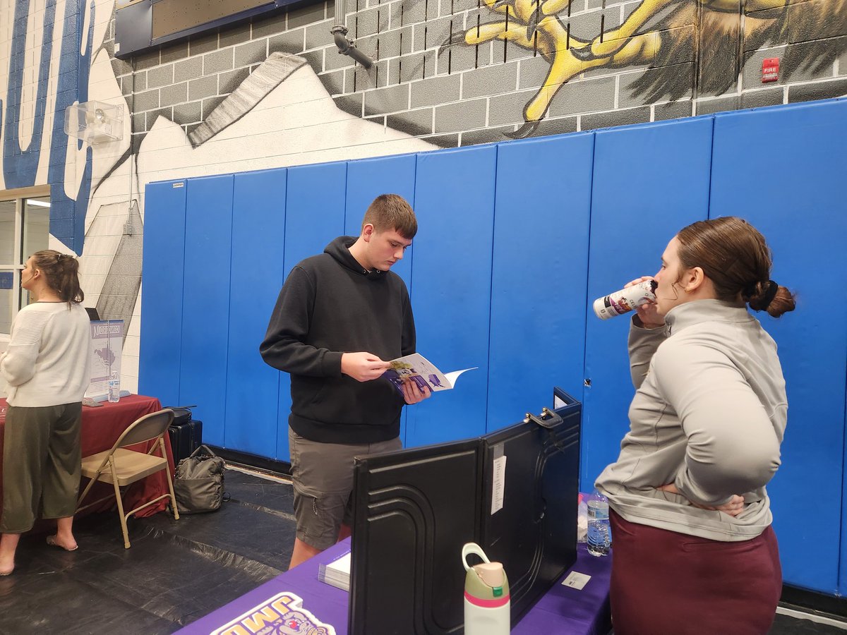 shs_guidedept's tweet photo. Thank you so much @FalconsCHS for hosting the College, Career, &amp; Military Fair. Our Strasburg Seniors and Juniors had a great time exploring their post secondary options! https://t.co/qcRUR1Jtpo