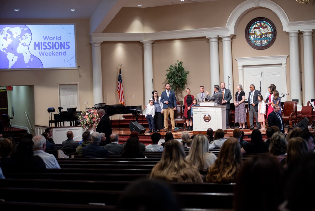 vbc_now's tweet photo. “He is no fool who gives what he cannot keep to gain what he cannot lose." - Jim Elliot

We had the privilege of hosting missionaries during our World Mission Weekend, where our students were deeply challenged by the burden to reach the lost, no matter the cost. https://t.co/fpZPMkkXg3