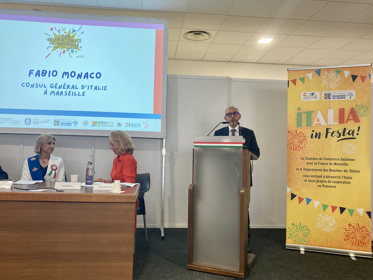 ccifMarseille's tweet photo. #FoireDeMarseille 🎤🇮🇹 Le Consul Général d'Italie à @marseille Fabio MONACO a évoqué la "@Foire_Marseille comme une vitrine incroyable de notre savoir-faire, du #madeinItaly et de notre territoire". La CCIFM remercie la #SAFIM pour cette nouvelle collaboration de qualité. https://t.co/TBx8jpg3Mh