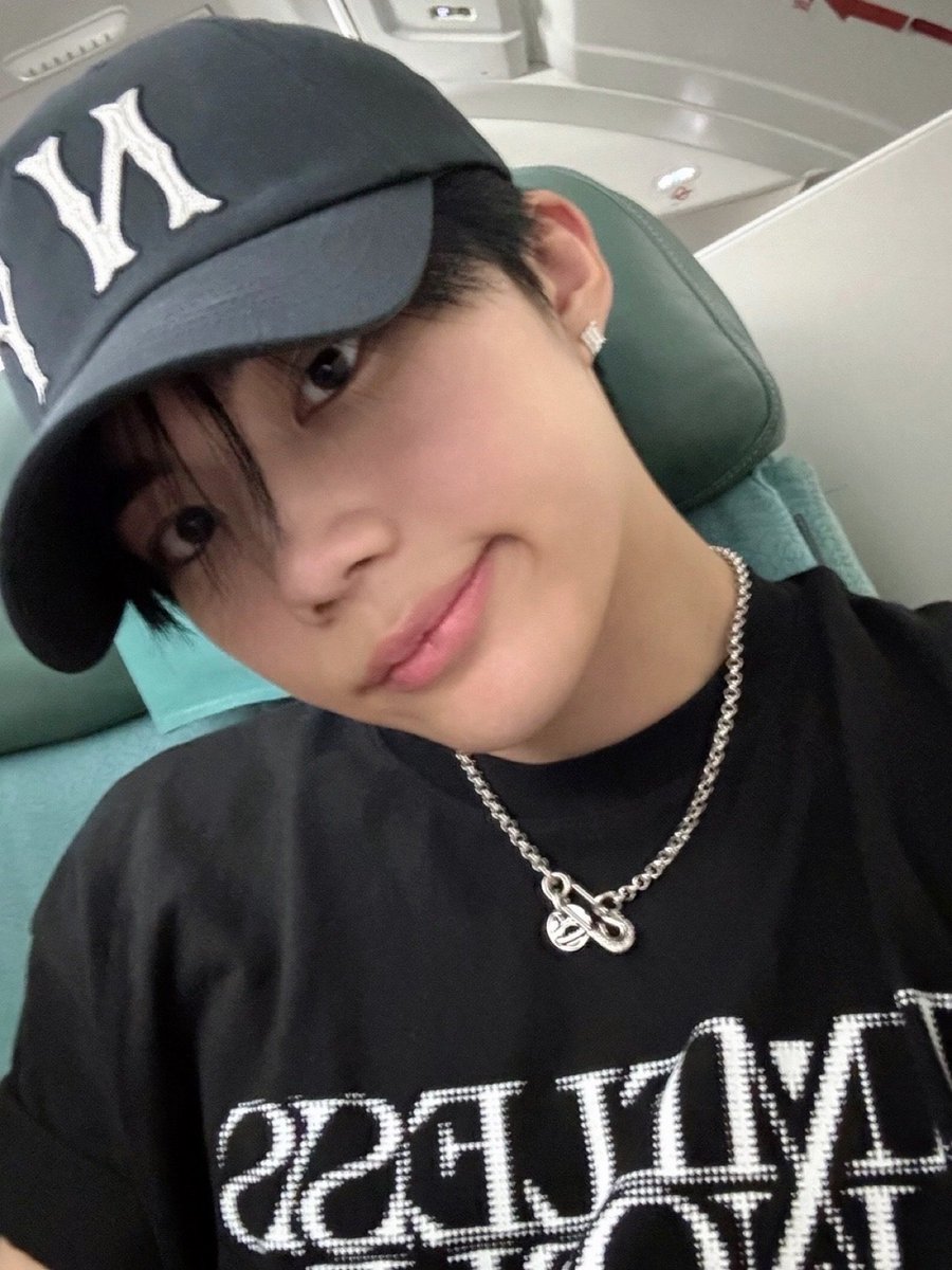 ZEROBASEONE 박건욱 PARK GUNWOOK tweet media