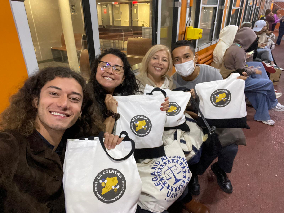 NICE4Workers's tweet photo. Big thanks to @lacolmenanyc for the warm welcome and insights during NICE's visit! Your commitment to Staten Island and innovative staff training inspired us. Excited to bring these ideas back to NICE! ✊💛
#Grateful #CommunityPartners #NICEVisit https://t.co/A6XlLeTsIm