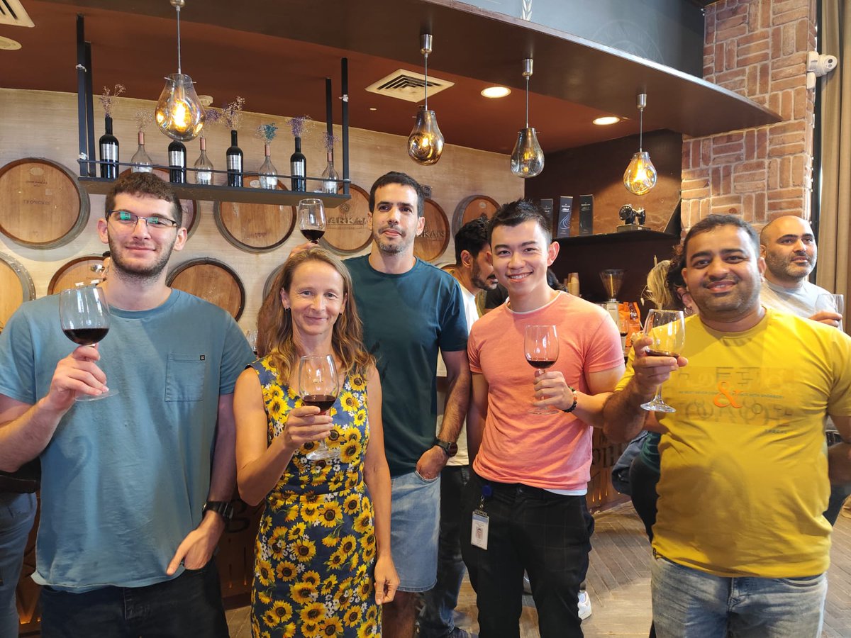 lab_asher's tweet image. We had an amazing day filled with insightful lectures, delicious food, and exceptional wine. The lecture topics ranged from protein science, cancer research, and membrane biology, with our very own Saar Ezagouri delivering an excellent presentation on circadian clock resetting!