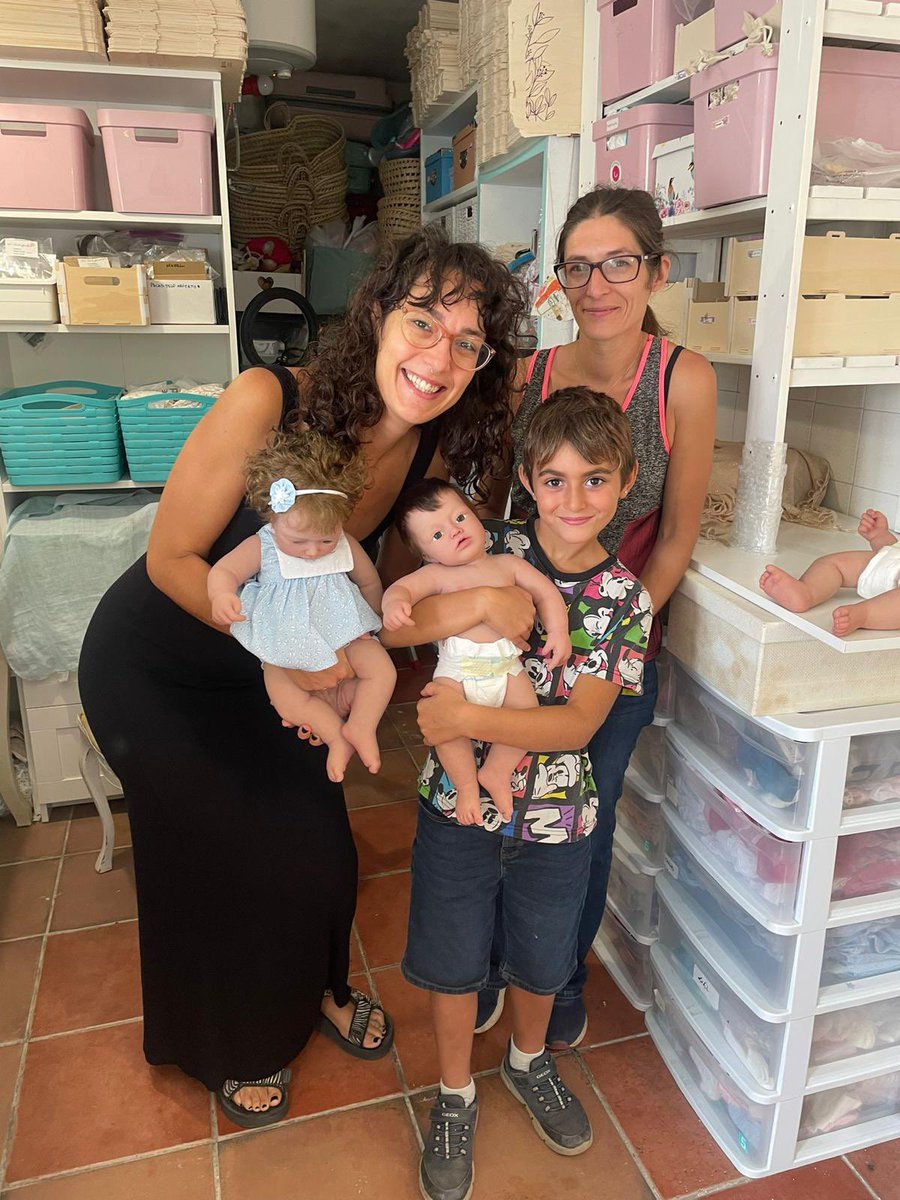 CocoReborn_'s tweet photo. ¡Nos encanta teneros en nuestro taller!❤️ #eleccionbebe #reborn #siliconebaby #rebornworld #baby #bebe #cocoreborn #muñeca https://t.co/kHgJtk4y23
