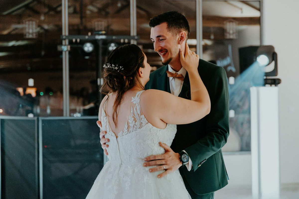 lauperd's tweet photo. Le plus beau jours de ma vie 💍❤️ https://t.co/Rby8AW5QZ3