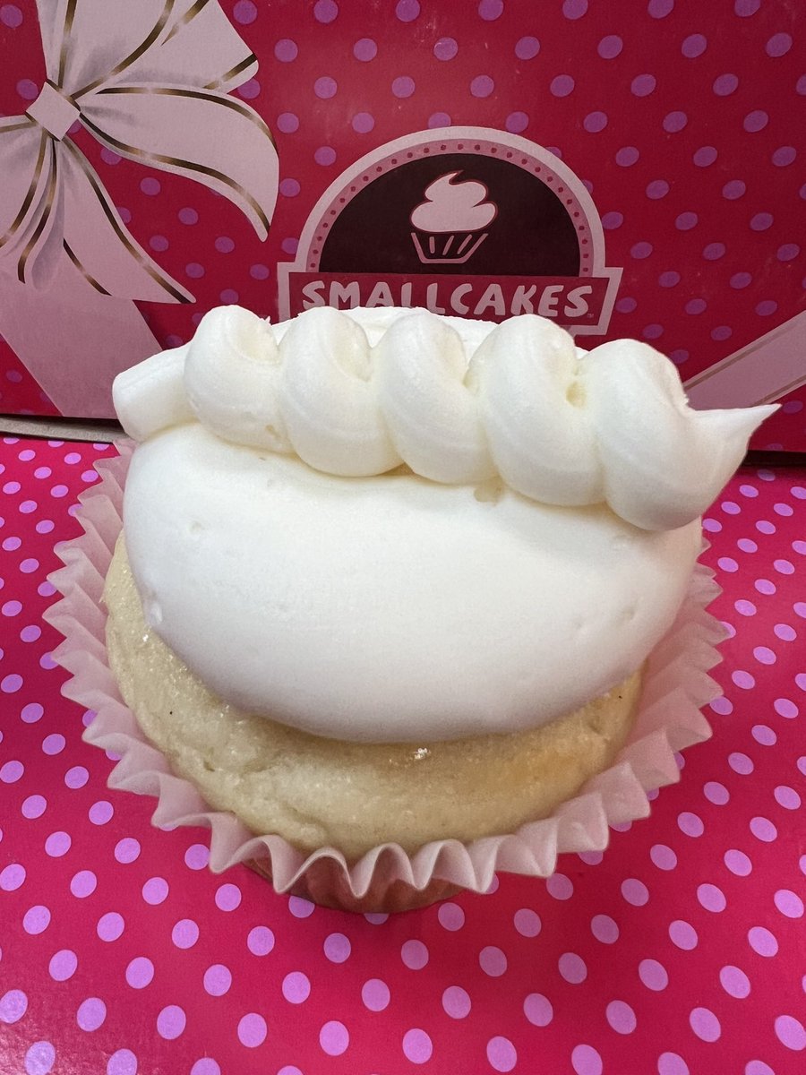 SmallCakesDruidHills tweet media