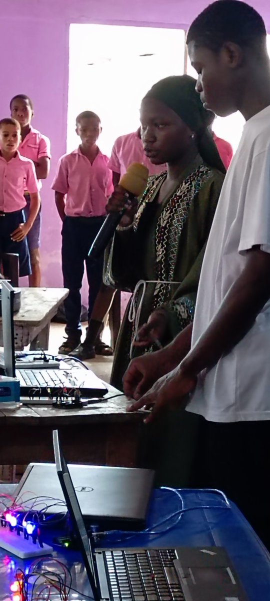 bitcoin_dua's tweet image. We were invited to Aflao today to meet the owners of a private schools to talk to them about #codingfordevelopment project and also showcase projects we have done so far. Our students were amazing as they walked the crowd through their various projects Thanks for the funding