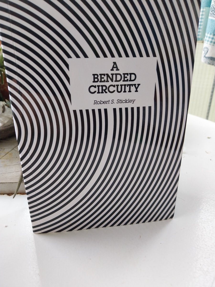 A Bended Circuity is back! youtu.be/UuNOlH8XQ2g?fe… via <a href="/YouTube/">YouTube</a>