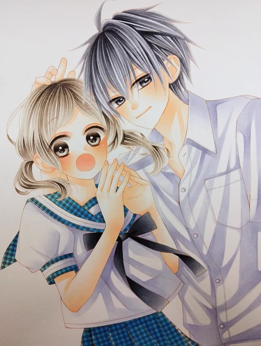 レオと三日月過去カラーイラストこちらもコピックですレオみかのアナログ原稿の一部は、見学用に編集部に置いてあるようです編集部見学に行く機会があれば、見てやってください(私のお気に入りの扉絵も編集部にあるのでぜひ…) 