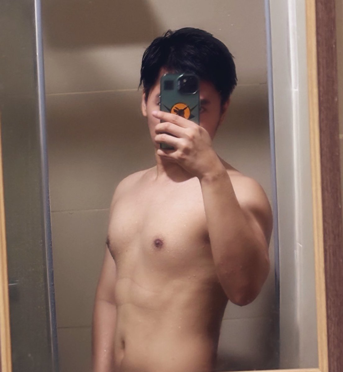 whatzupevan's tweet photo. 🫣🫣 https://t.co/xL6sorhPML