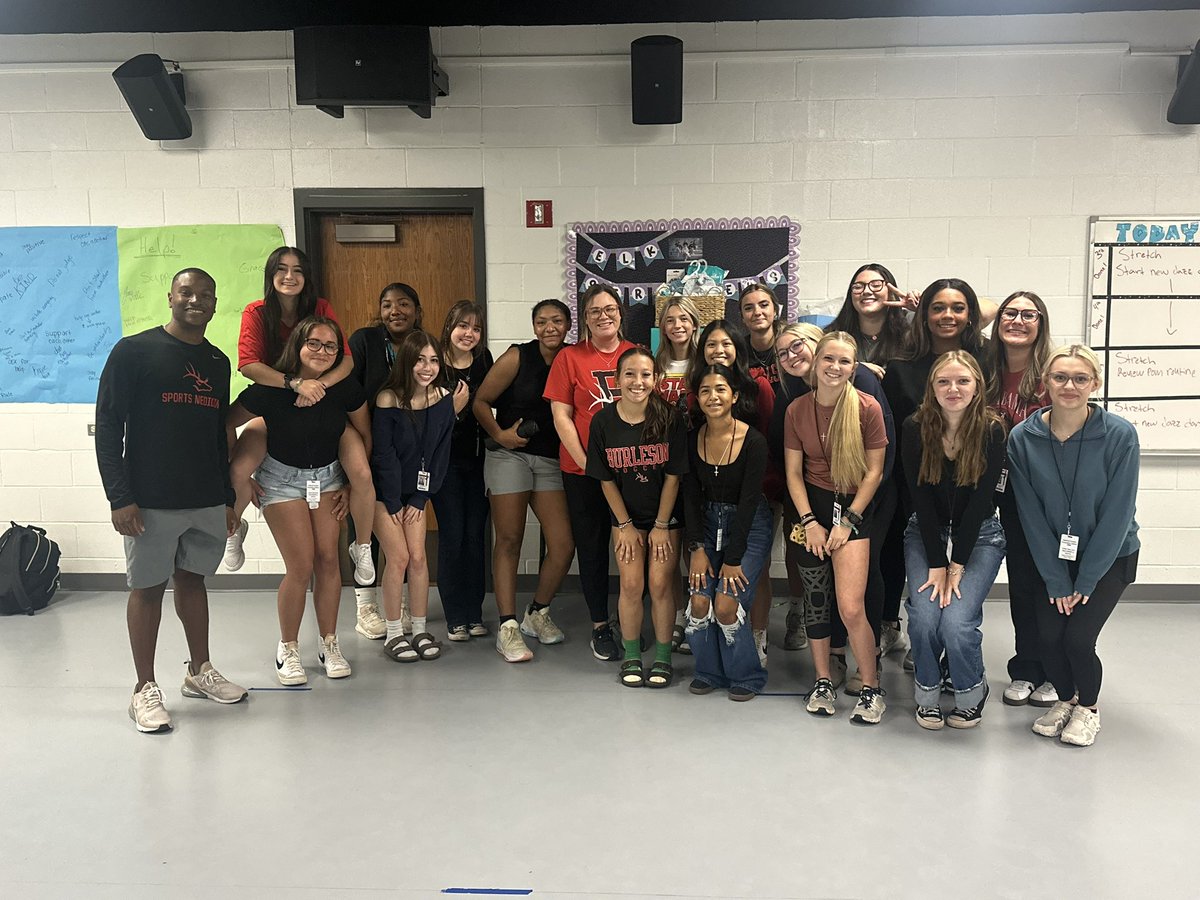 Happy baby shower day to our Coach Franklin!!!!  We love you ♥️♥️♥️♥️ 

<a href="/LadyElk_Vball/">Burleson High School Volleyball🏐</a> <a href="/LadyElkSoccer/">BHS Lady Elk Soccer</a> <a href="/BHSElkStrutters/">Elk Strutters ❤️</a> <a href="/BurlesonHighXC/">Burleson Cross Country</a> <a href="/ElksSportsMed/">Burleson Elks Sports Medicine</a>