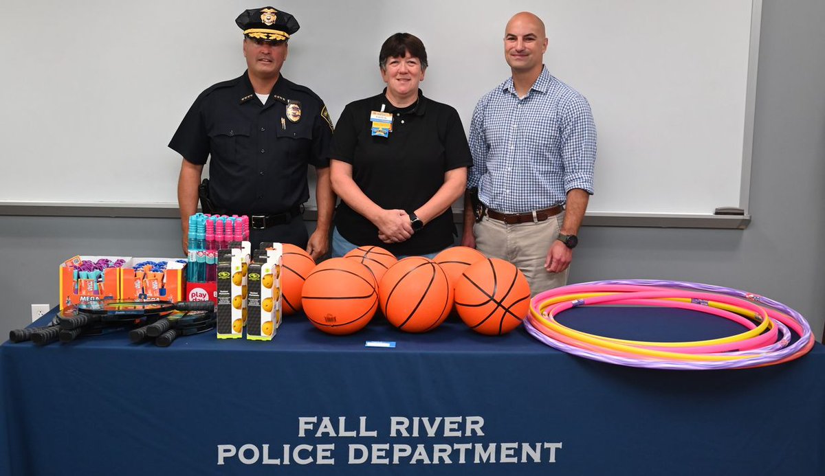 FallRiverPD's tweet image. We would like to thank @Walmart  for their generous donation of items in support our our Police and Public Palooza.
Thank you for adding to the fun!!!!
