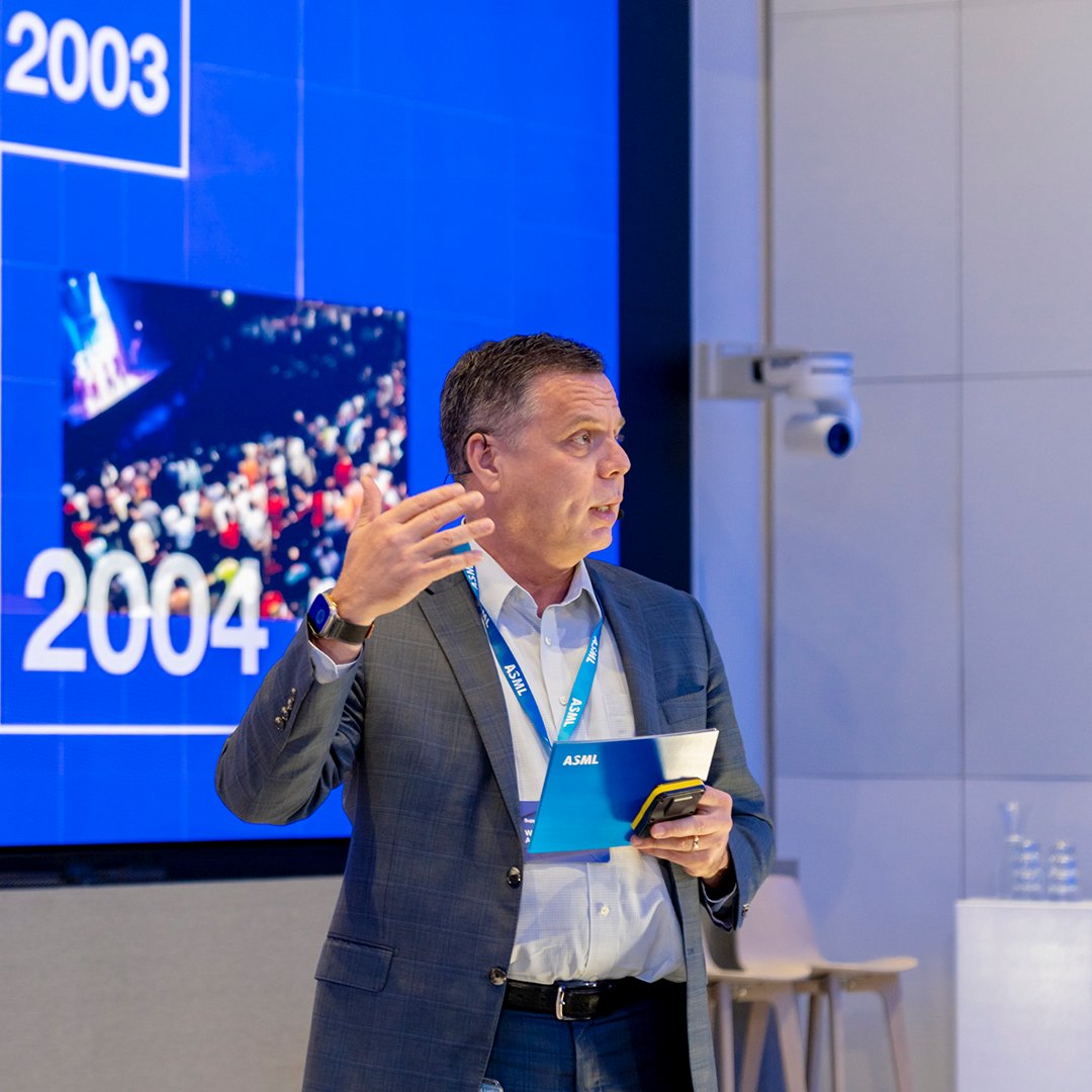 ASMLcompany's tweet photo. At ASML, we rely on our suppliers to bring innovation to life. 🤝 

Our annual Suppliers' Day is a moment to celebrate collaboration, align on goals and strengthen partnerships. Together, we make it work – building a resilient, sustainable supply chain for the future. 🚀 https://t.co/BWvaj2eVEb