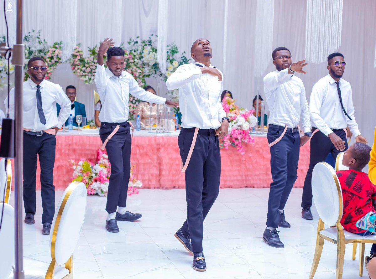 DSlydaz's tweet photo. Planning a dream wedding? Let us help make it unforgettable!
We know life gets busy, and gathering your loved ones to plan a seamless dance lineup can be challenging.
Leave it to the pros! https://t.co/aXHjG0L48D