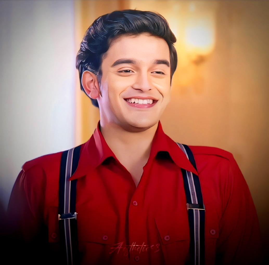 AnkanaD76520's tweet photo. @monasays This smile....which has the POWER to brighten up our gloomy days...😭😭😭...to HEAL a broken heart...this smile has the POWER to bring a smile on all our faces..our COMFORT BABU😭🩷🩷 #yehhaichahatein #barristerbabu #PravishtMishra #anirudhroychowdhury p.c.-@pravs_0598 https://t.co/oTU6O2Sfdb