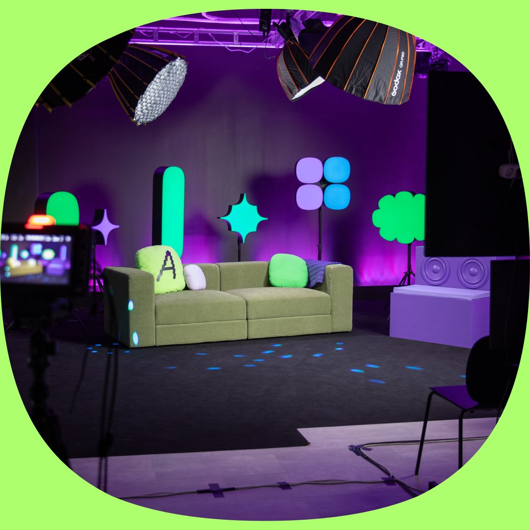 printify's tweet photo. We are about to start! 💜💚 #PrintifyAmplified
https://t.co/gNUYwG0w0J https://t.co/XX4skm1Opj