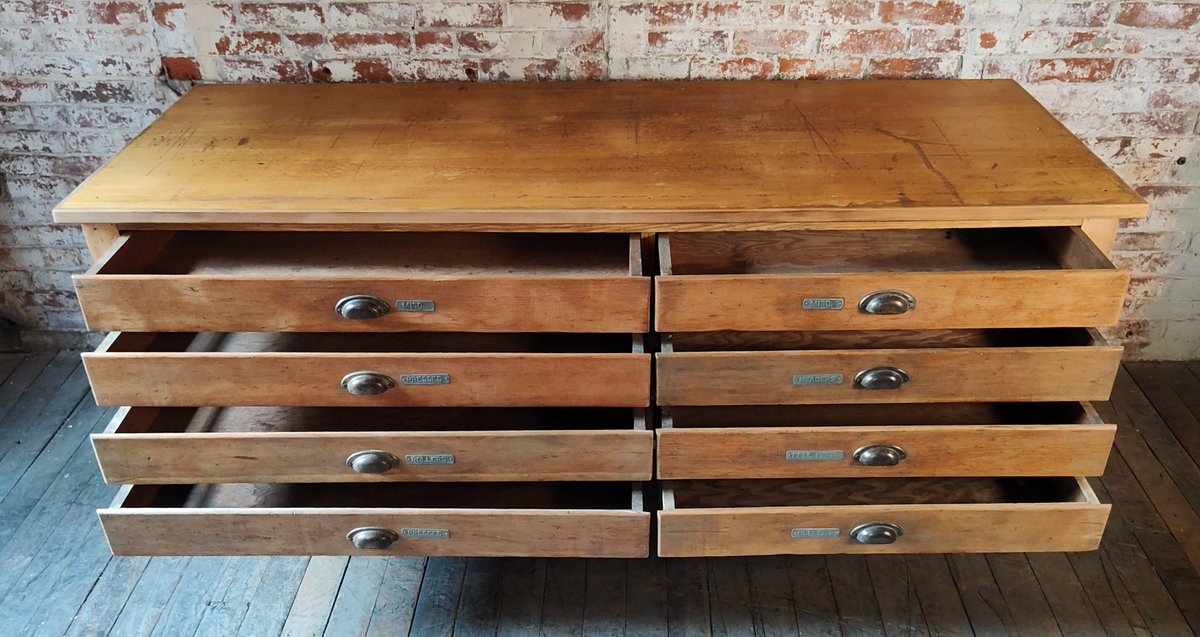 GetBackInc1's tweet image. Vintage Wooden Flat File Cabinet

getbackinc.com/product/vintag…

#flatfile #flatfilecabinet #flatfilecabinets #woodflatfile #blueprintcabinet #antiquefurniture #vintageindustrial #antiques #pinecabinet #storagecabinet