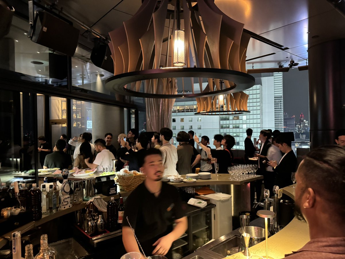 SuperteamJapan's tweet photo. Private dinner With @solanalabs @GameShift_dev x Superteam Japan
Web3ゲームの未来と、Solana上で築かれる革新的なプロダクトについて語り、今後のBCGの展開など様々な合流をしました🤝
ようこそ日本へ🇯🇵
#gameshift https://t.co/yav7Yyt9aP