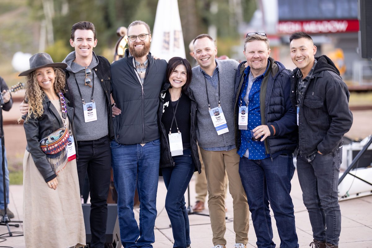 Noah Berkson | Chief Networking Officer (@noahberkson) on Twitter photo One of the quickest level ups for young entrepreneurs and founders is to join a peer group. 
Many are structured like group therapy where you meet once a month for 4 hours and share your business and personal struggles, your highs and lows. 
What you end up realizing is that One of the quickest level ups for young entrepreneurs and founders is to join a peer group. 
Many are structured like group therapy where you meet once a month for 4 hours and share your business and personal struggles, your highs and lows. 
What you end up realizing is that