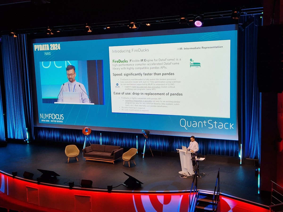 PyDataParis's tweet photo. Sourav Saha, from @NEC, showcasing #Fireducks at PyData Paris 2024. https://t.co/dbIJvAIBGZ