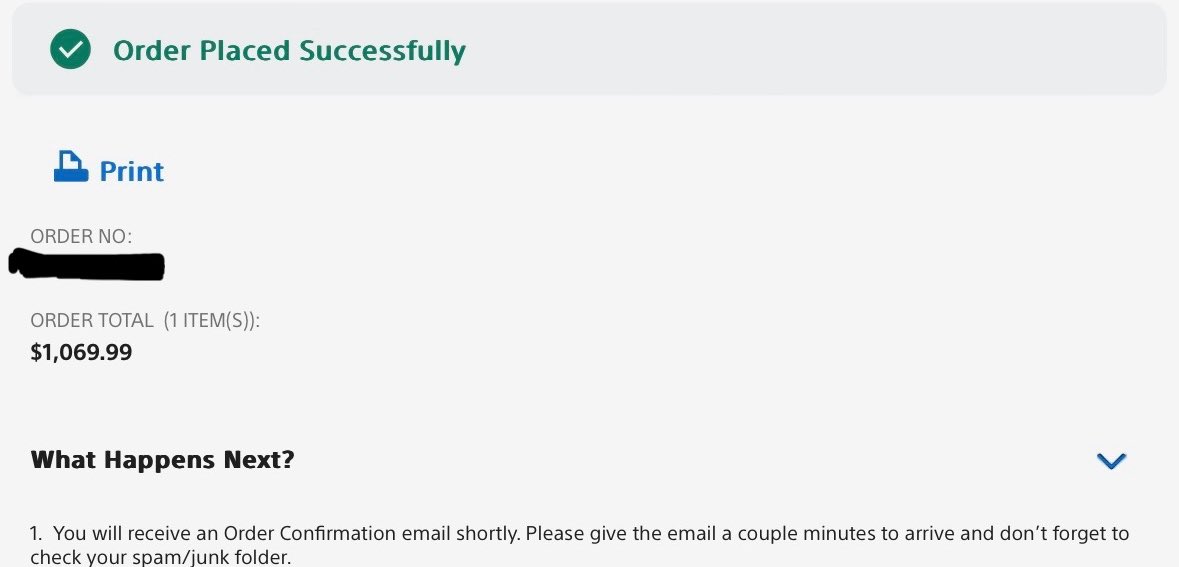 H o l l o w tweet media