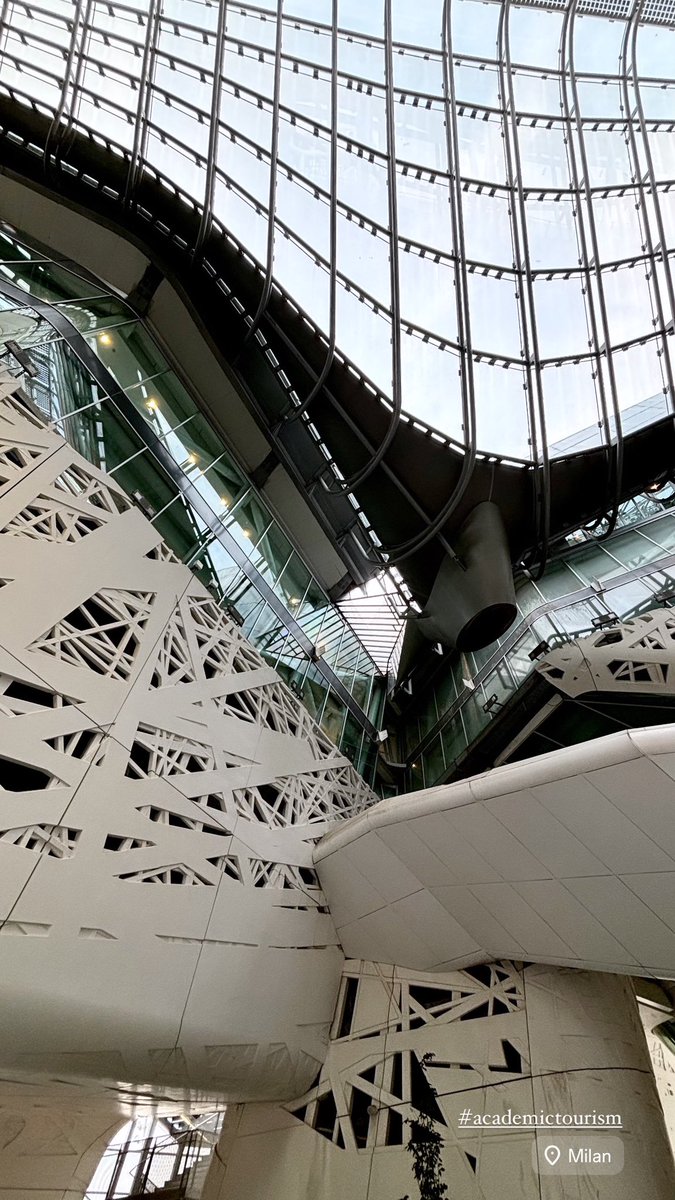munafomarzia's tweet photo. Exciting day @humantechnopole for @EMBLRome pre- and postdocs!
Greatly enjoyed visiting the institute and getting to know a bit of the science happening there. And big kudos for the seamless bottom-up organisation of this event, entirely driven by fellows of both sites! 🙌 https://t.co/naOy3tIRH9
