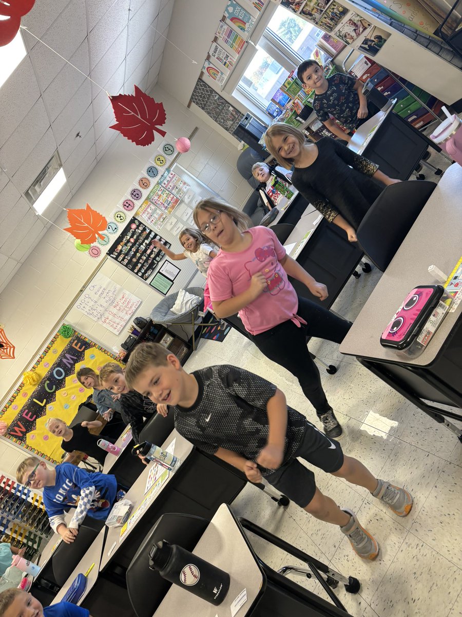 Mrs. Edwards tweet media