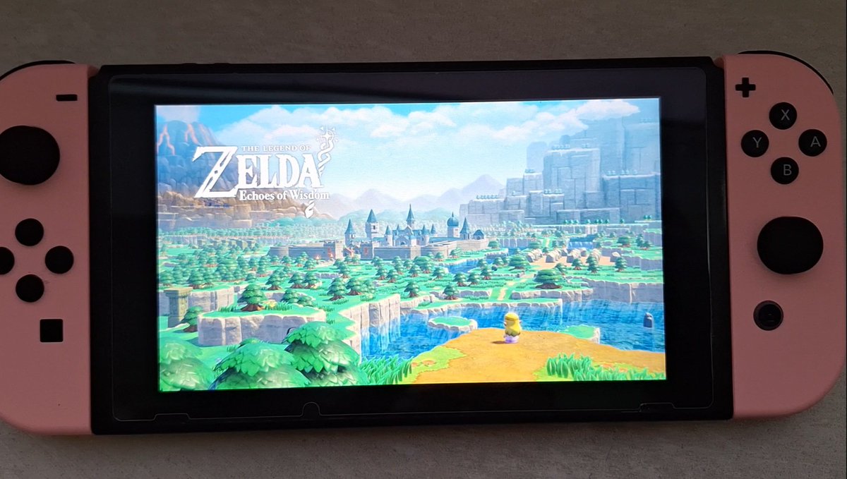 I'm finally home and can play the new Zelda game 🥰 #TheLegendofZelda #EchoesOfWisdom