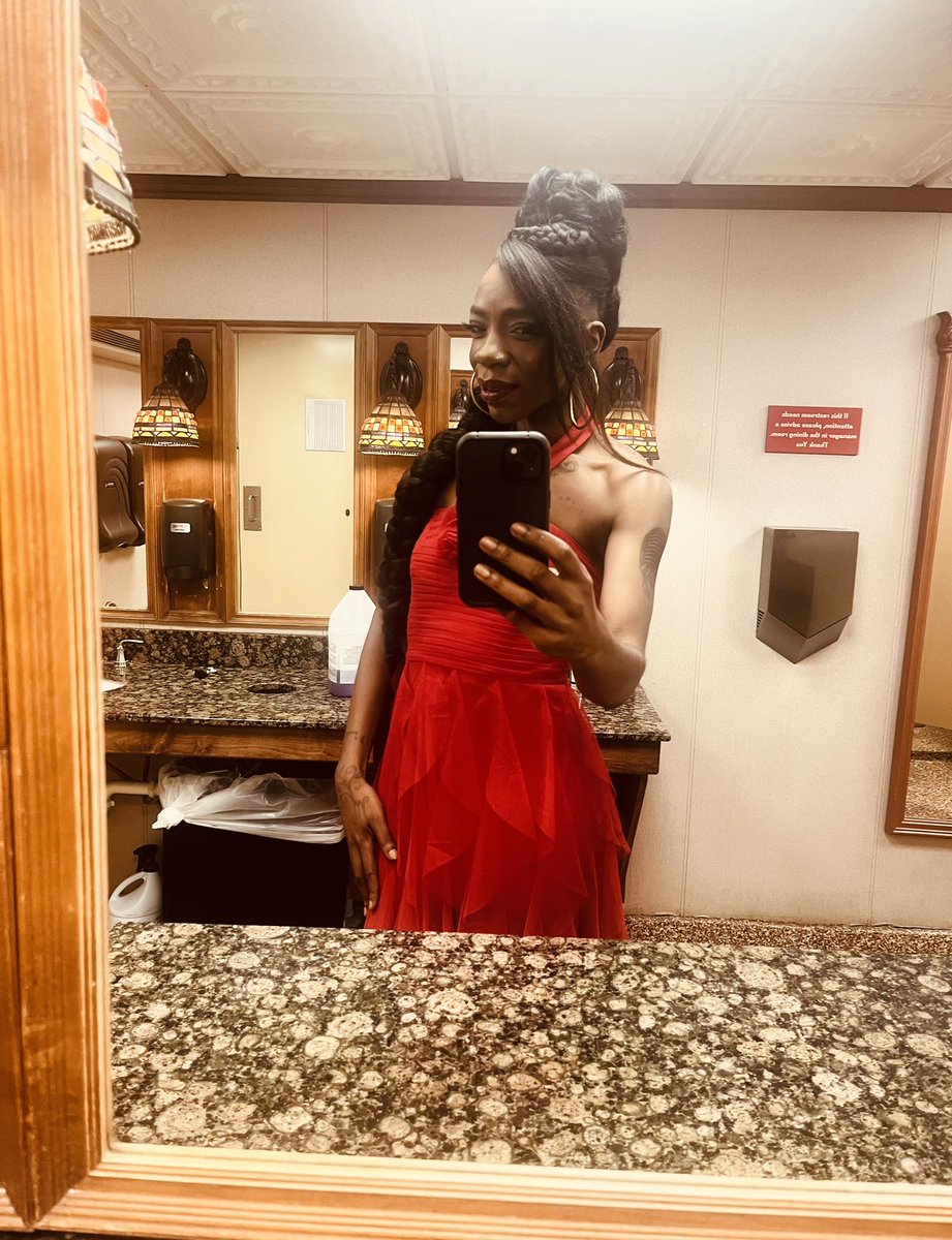 colewilliamsIAM's tweet photo. Humanitarians, the Chip’s out the bag! 

Thank you to the wonderful team that kept me positive all day! Stay tuned, something magical is happening in the Crescent City this fall 🫶🏾 

#chipforstall #neworleans #community #colewilliams #neworleansmusic #jingle https://t.co/t0je3fw7Yw