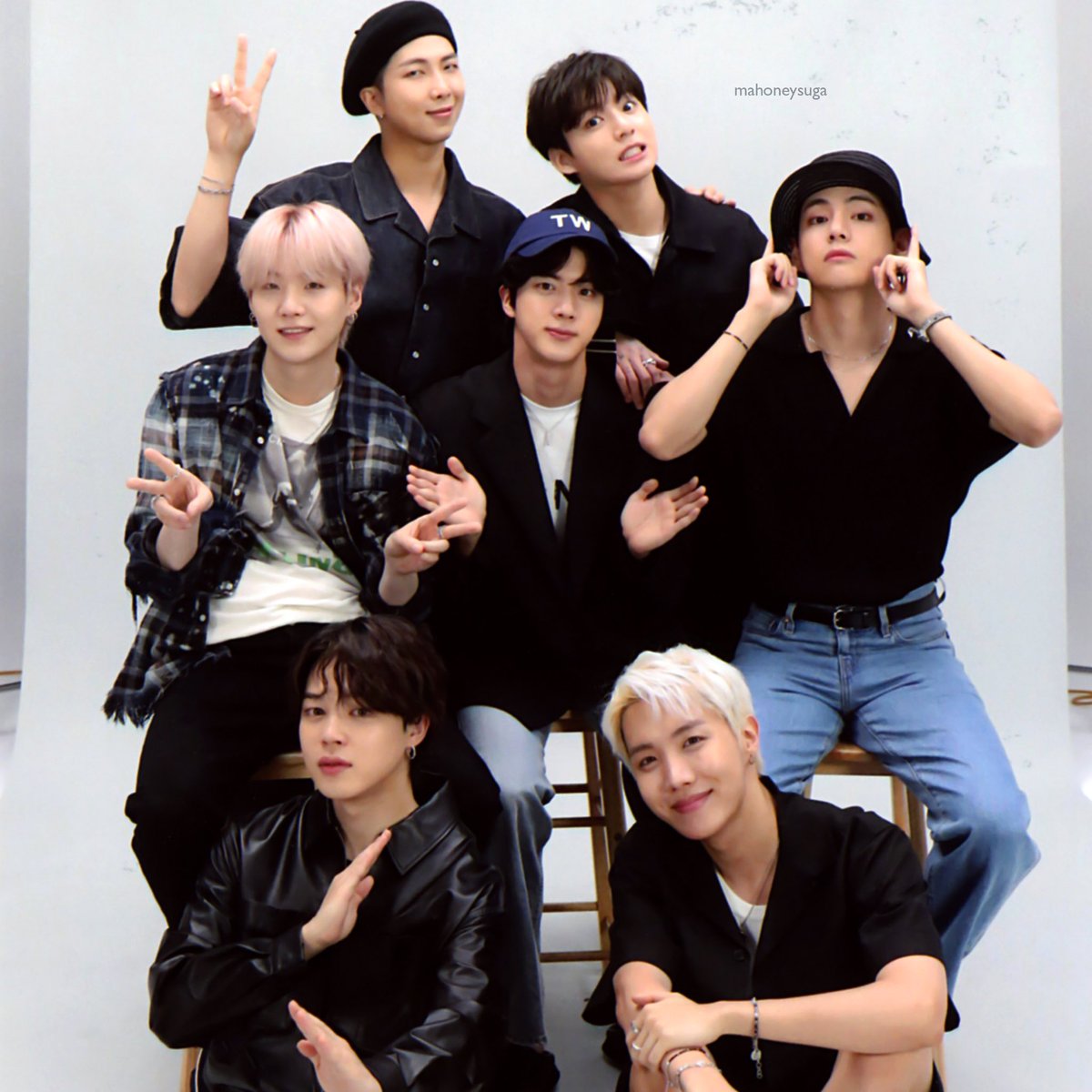 sevenrchive's tweet photo. BTS IS 7
WE LOVE YOU YOONGI
WE TRUST YOU YOONGI
#SUGA #BesideSUGA
#YoongiNeverWalksAlone
#ARMYStandsWithSuga
#ARMYShieldsBTS
#BTSisSeven https://t.co/lL8a1VuMqN