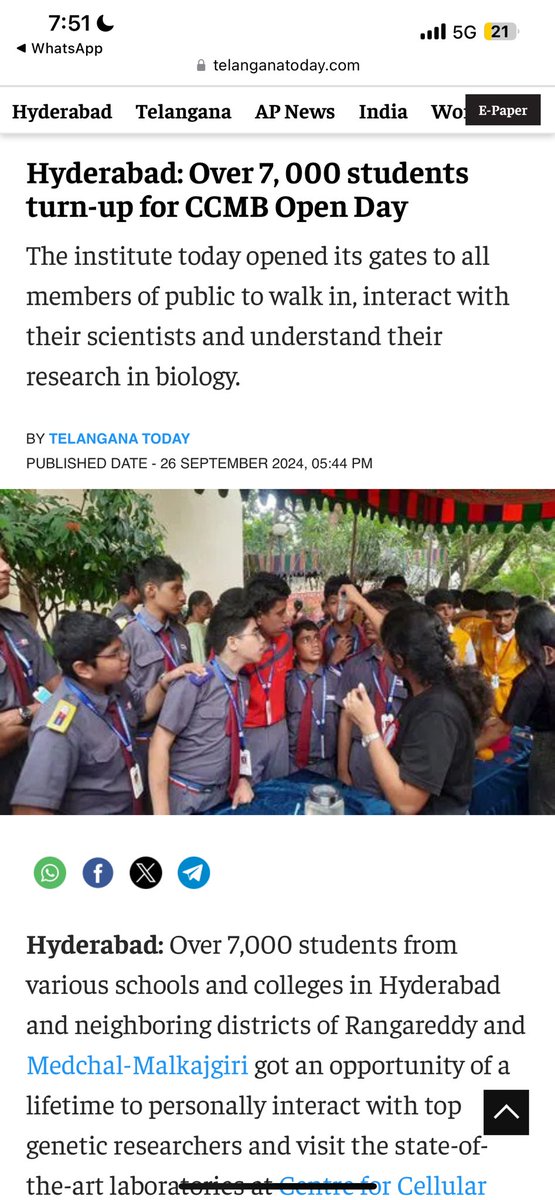 Read more about CCMB open day here - telanganatoday.com/hyderabad-over… (ps that’s <a href="/DeeptaBeji/">Deepta Beji</a> showing the kids embedded 🐭 🧠)