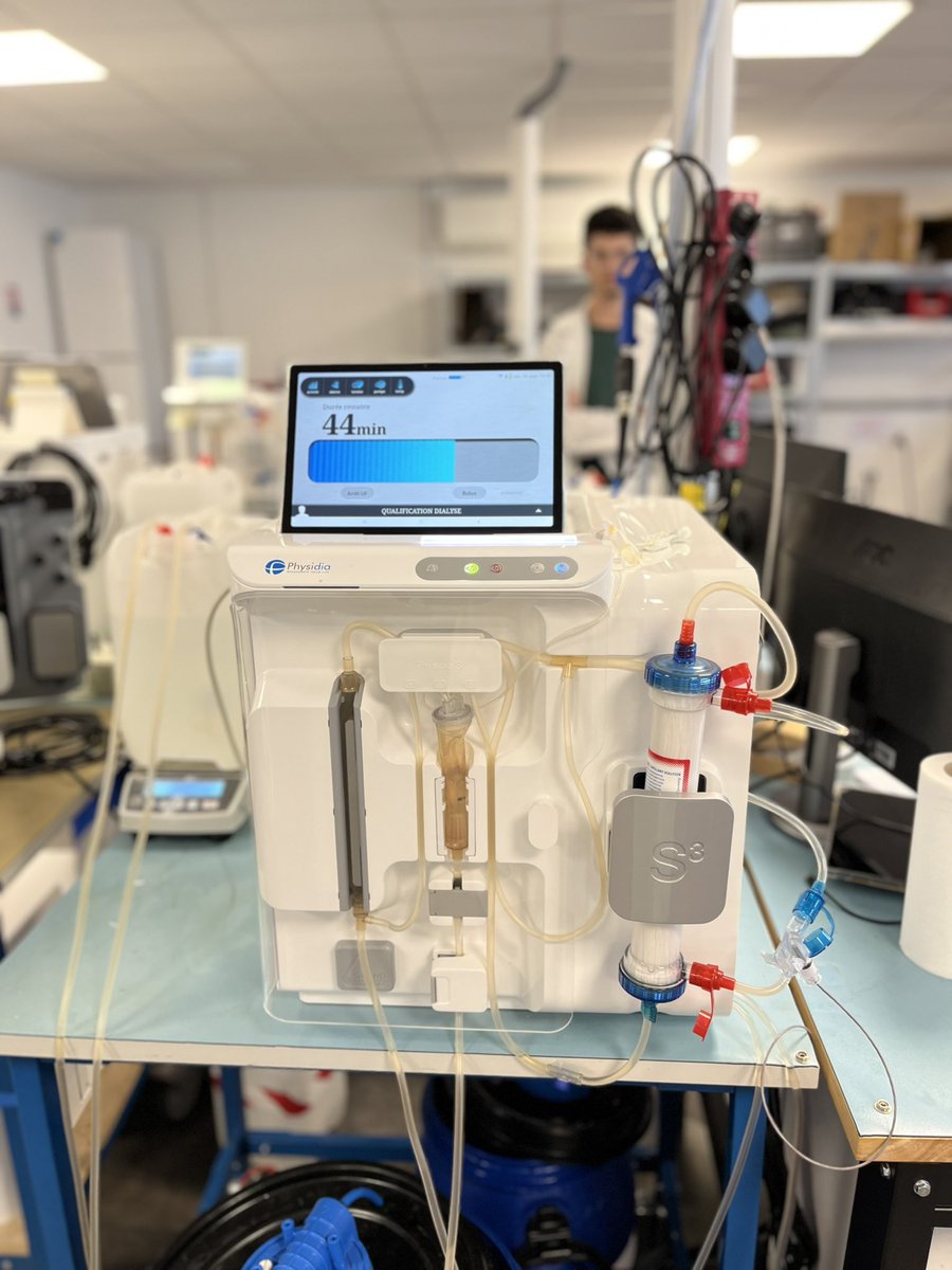 Emmanuel Capus tweet media