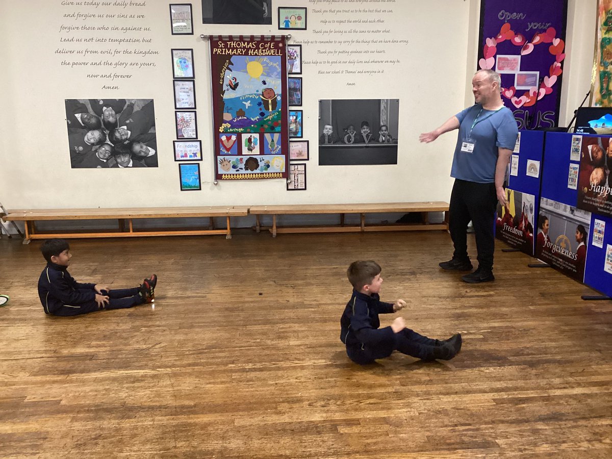 St Thomas Halliwell tweet media