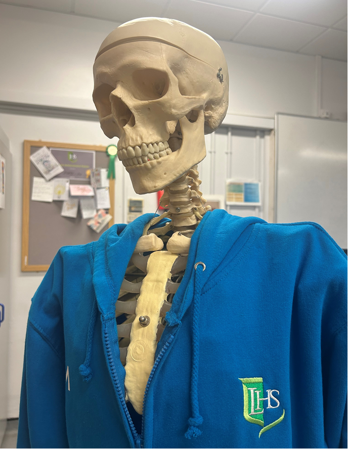 LuttHigh's tweet photo. Open Evening prep! We can't wait to meet you tonight. 
The event is 5.30-8.00pm and headteacher talks are at 5.45pm and 6.45pm. See you there! https://t.co/orVa1wxKil
