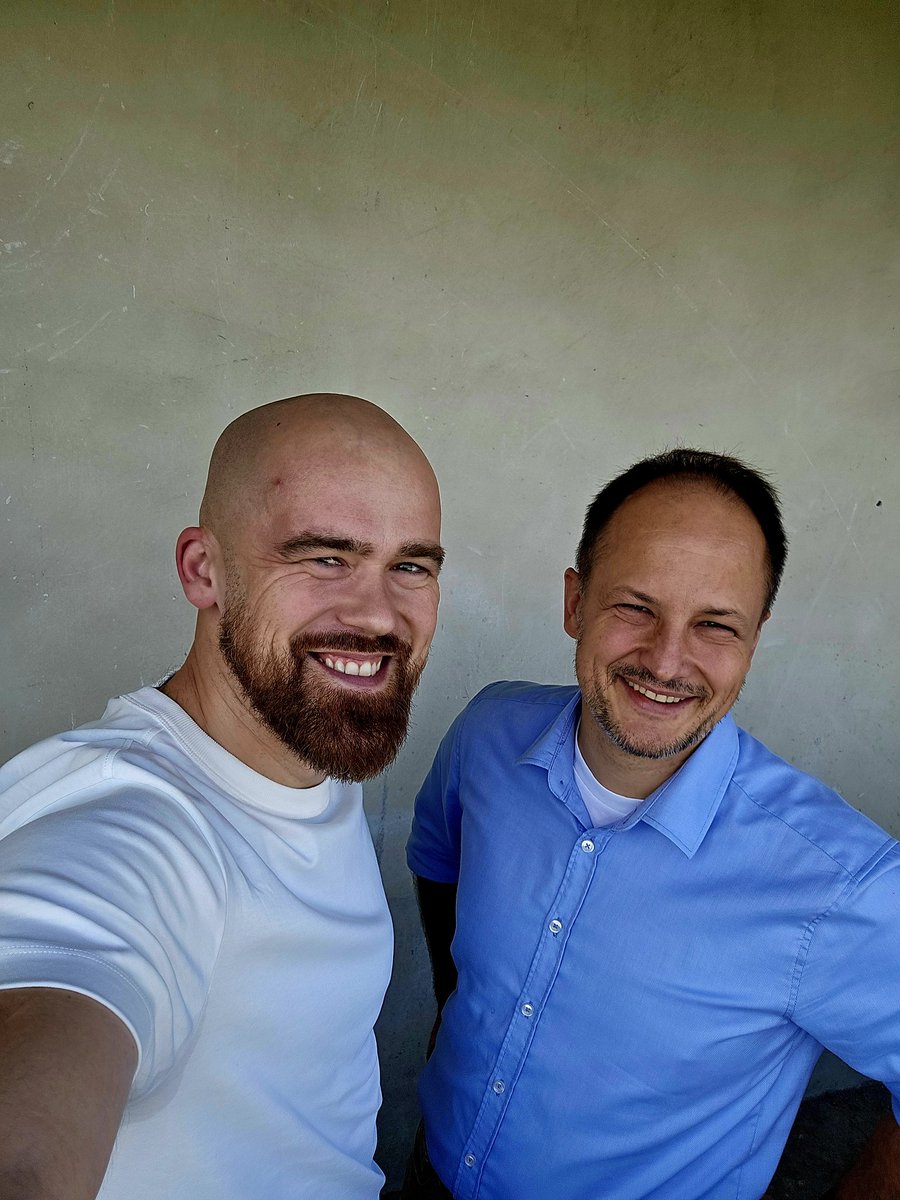 JusysEdvinas's tweet photo. 688. Raikom Lietuvos politinį pyragą.
Svečiuose ryšių su visuomene profesionalas Aistis Zabarauskas.
Nuoroda: https://t.co/mQhsZUA4iU https://t.co/q9Qmga3xfD