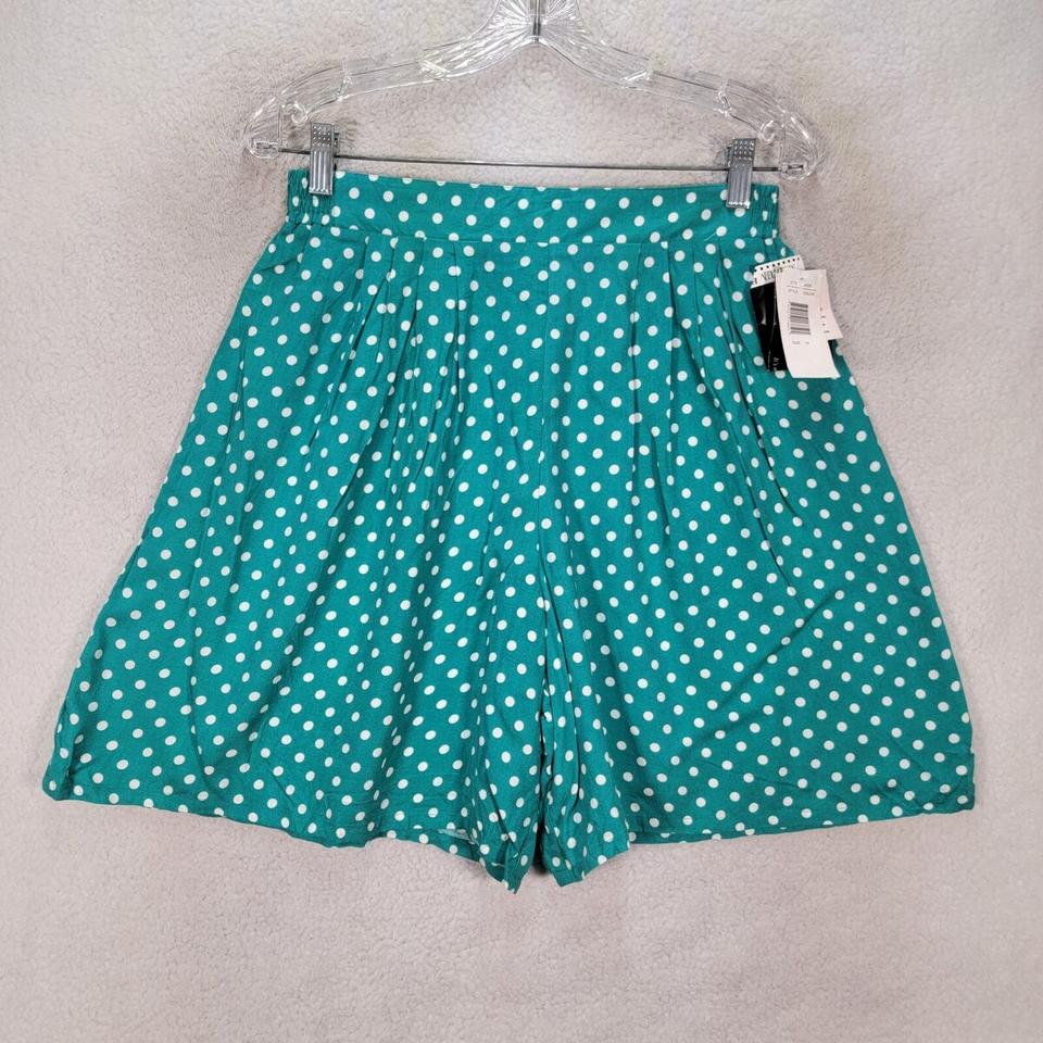 SugarThreaded's tweet image. Cool off with our vintage colorful shorts, perfect for staying chic while keeping your budget happy!
For 15% OFF use code: FALLINTOSAVINGS
Ship up to 5 items for $10.00!
#VintageShorts #RetroVibes #Budget #SummerStyle #vintagewear #vintagestyle #vintagefashion #plussizevintage